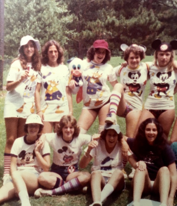 mid-1970sgoofy-day-girls