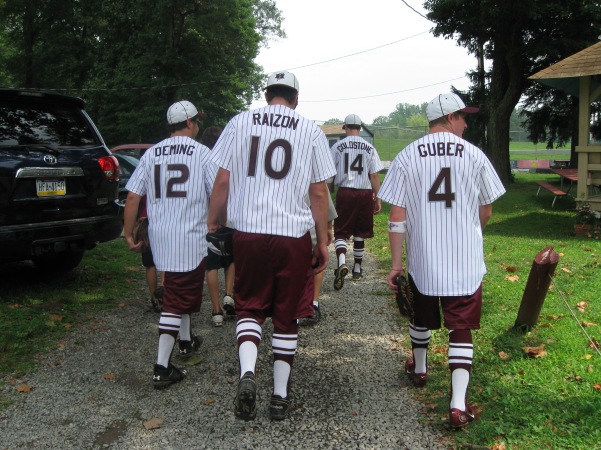 2009 Hill Players Walking